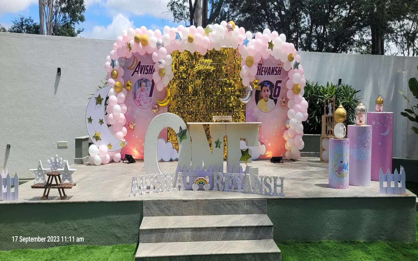theme-decorations